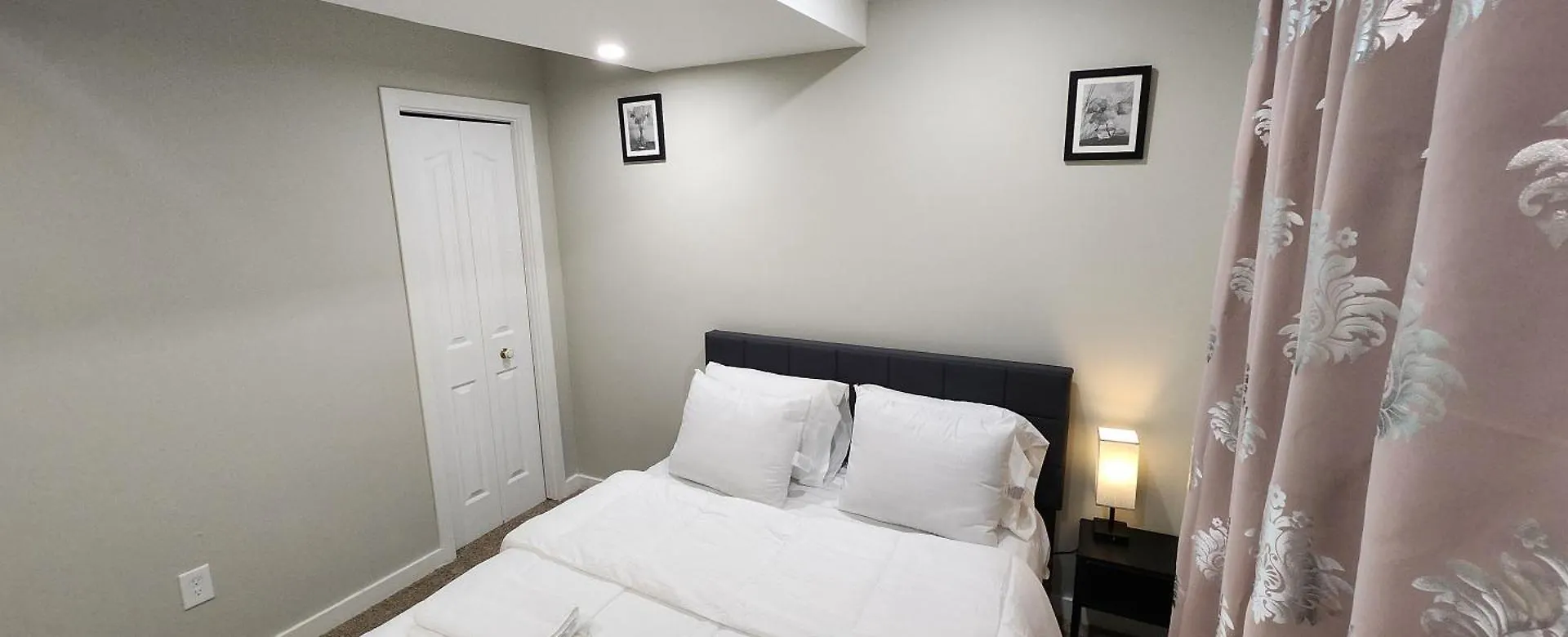 Guest house New Stylish 2-Bedroom Basement Suite Winnipeg