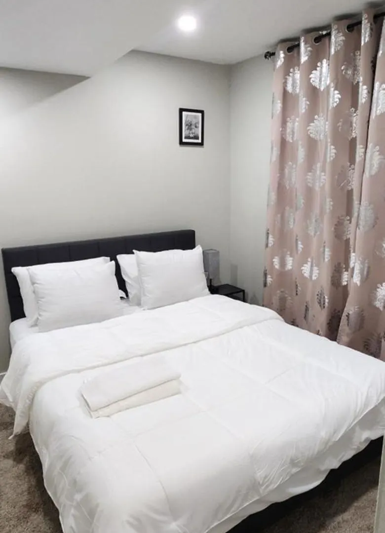 New Stylish 2-Bedroom Basement Suite Winnipeg